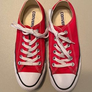 Converse Chuck Taylor All-Star Classic Red Low Top size 4.5M/6.5W